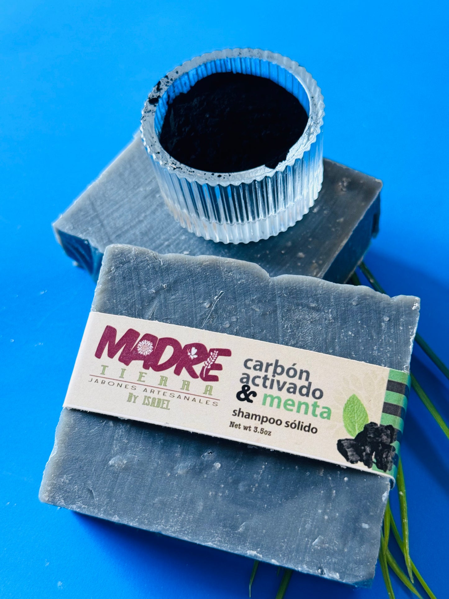 Shampoo Sólido-Carbón Activado & Menta
