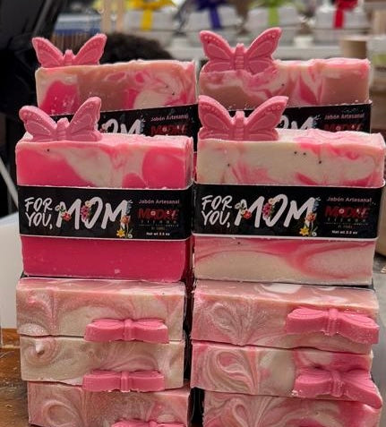 Jabón Artesanal- For you, MOM